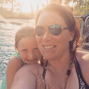 Meet your Posher, Caroline